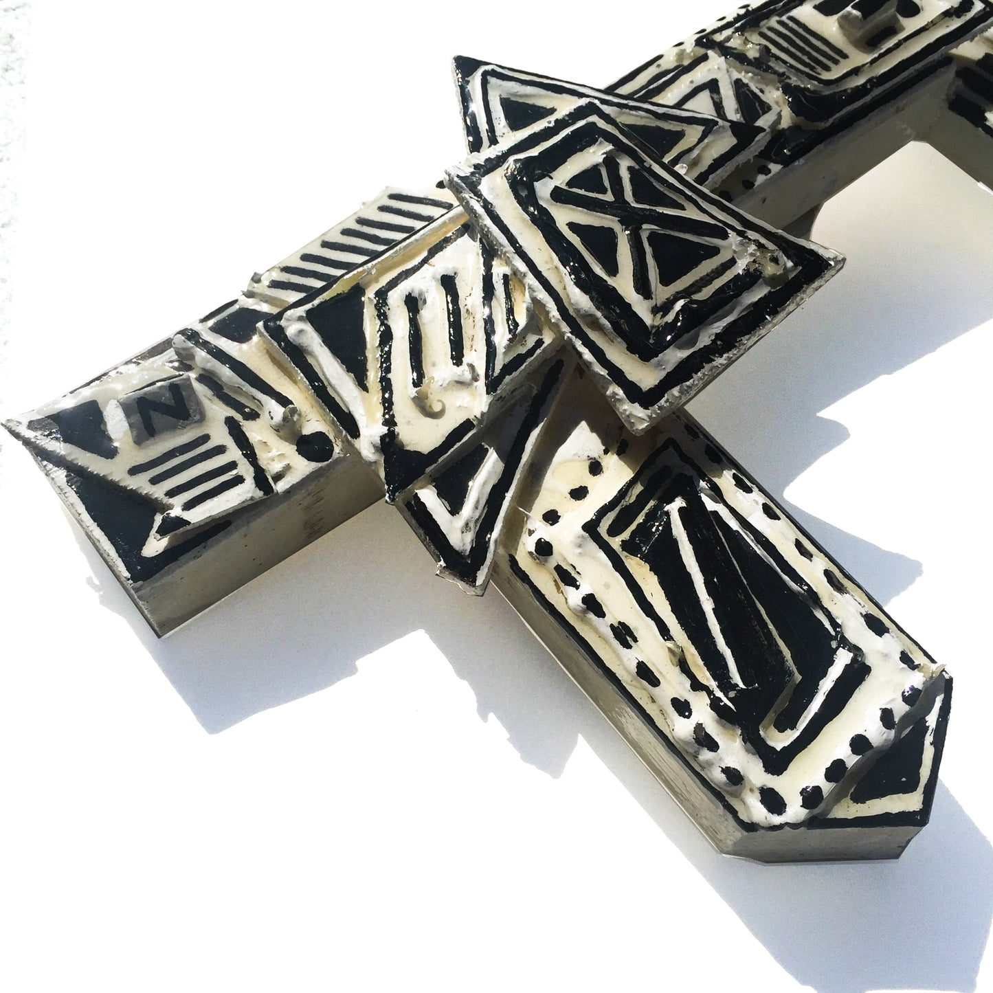 
                  
                    BANG BANG SCULPTURE
                  
                